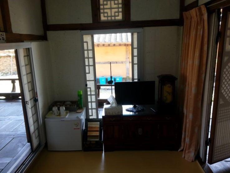 Goseong Choi Pilgan'S Old House Hotel ห้อง รูปภาพ